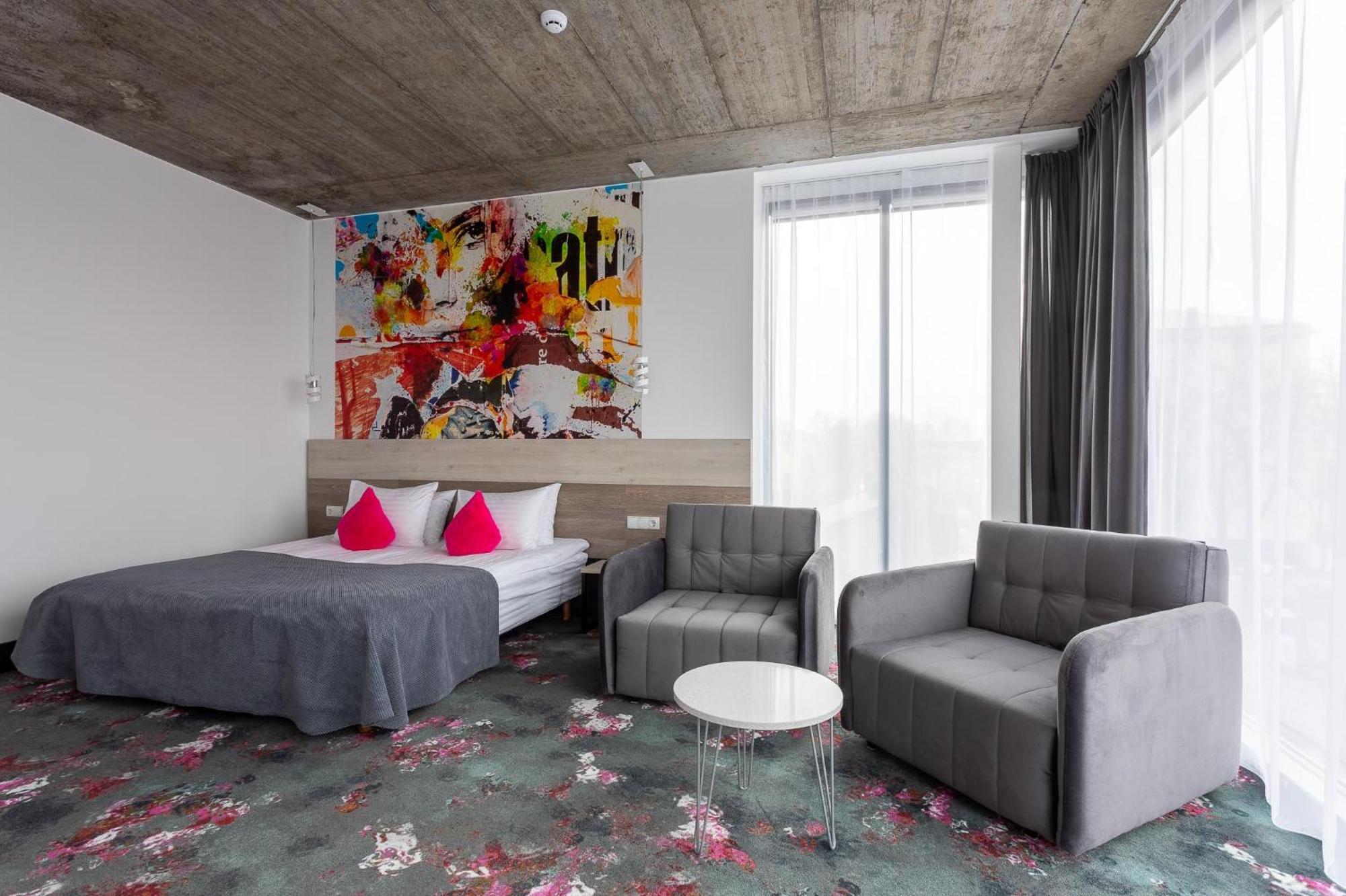 Algiro Hotel Kaunas Ngoại thất bức ảnh
