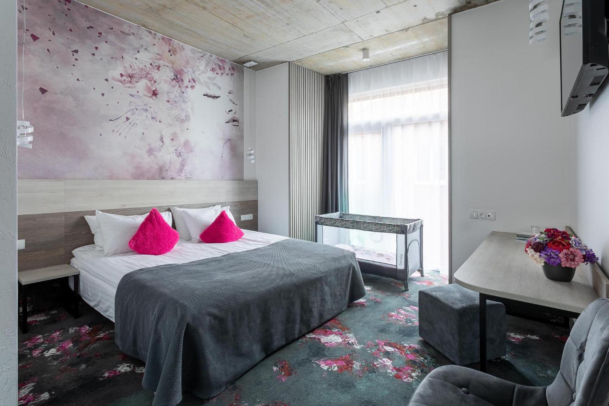 Algiro Hotel Kaunas Ngoại thất bức ảnh