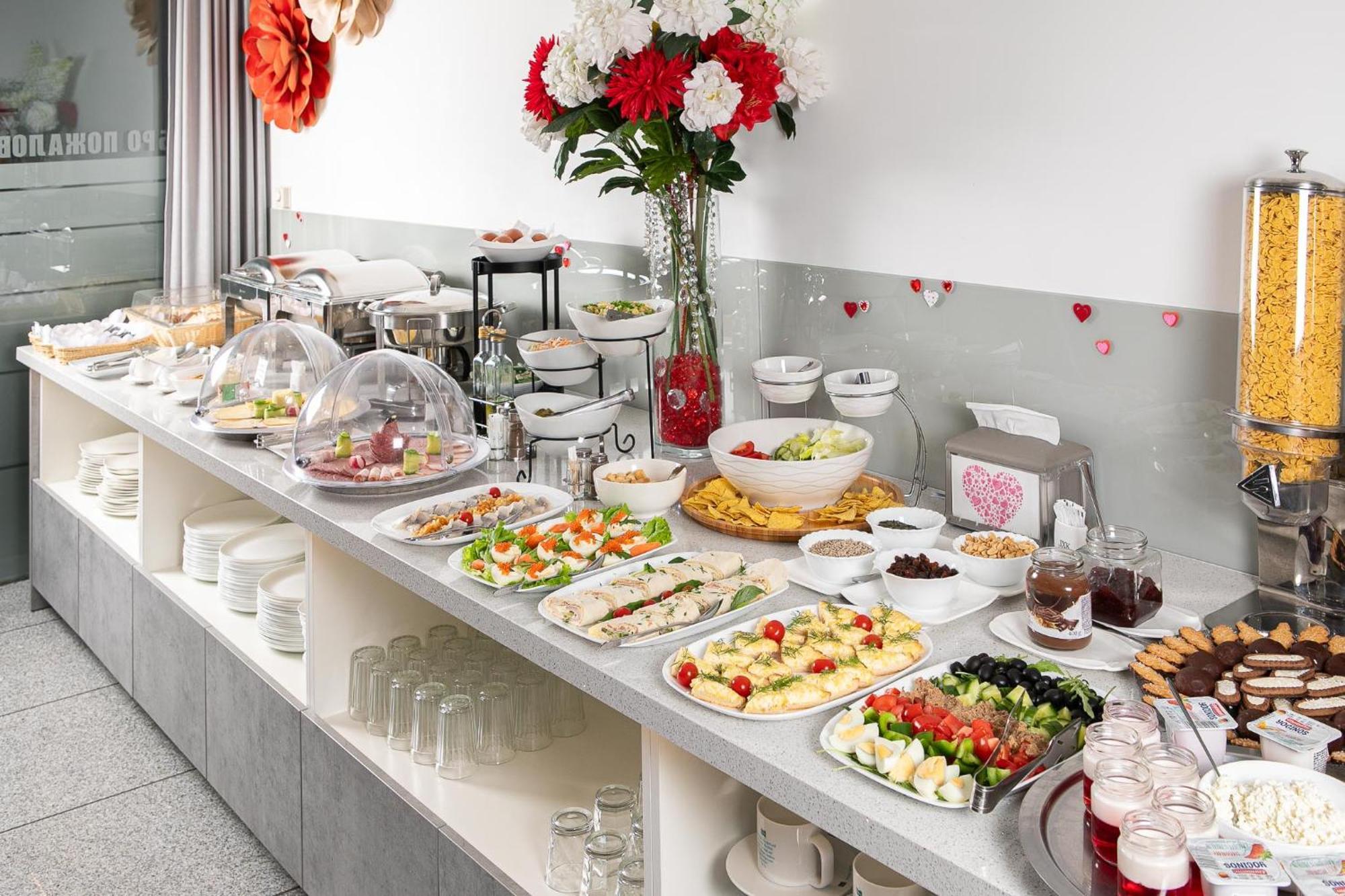 Algiro Hotel Kaunas Ngoại thất bức ảnh
